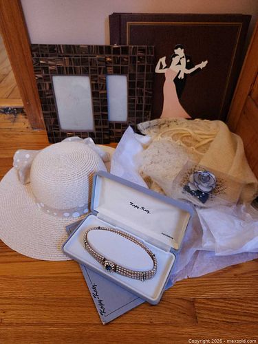 Pearls, Hat, Shawl and Frames. A (1 of 11)
