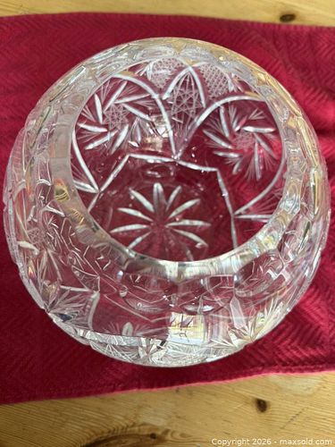 3 Crystal Bowls/Centerpieces (1 of 6)