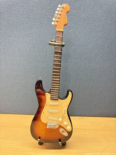 Lot #106 (1 of 5)
