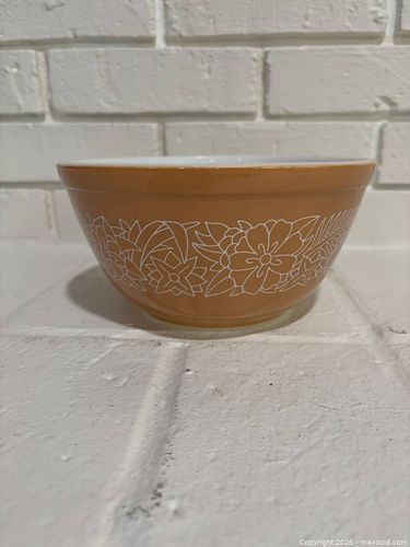 Lot #166 (1 of 4)