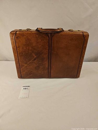 Vintage Metropolis Australian Cowhide Leather Briefcase (1 of 10)