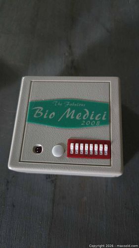 Bio Medici 2008 Electronic Stimulator / Wellness Device (1 of 4)