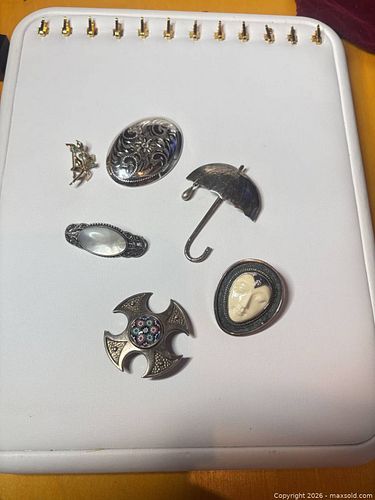 Lot #70 (1 of 4)