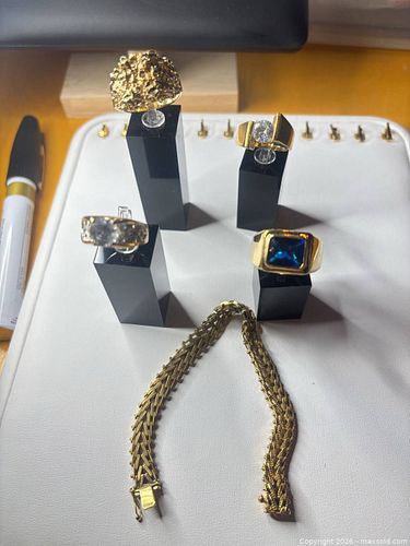 Mixed Gold-Tone Jewelry Lot — 5 Pieces (Rings & Bracelet) (1 of 4)