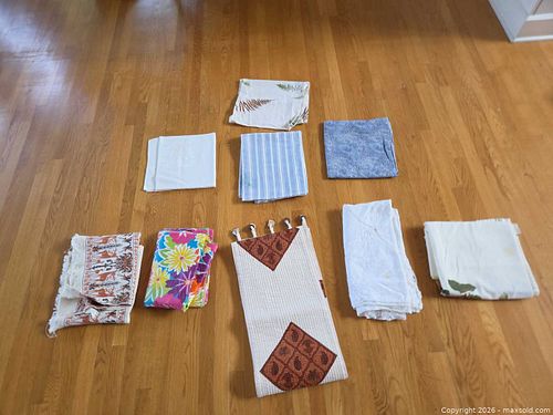 Assorted Linens Lot: Tablecloths, Napkins, placemats (8-12 pcs) (1 of 4)