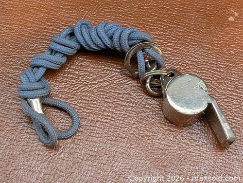 EARLY WHISTLE THE ACME THUNDERER MADE IN ENGLAND - WORKS FINE (1 of 8)