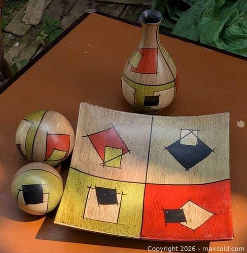 LOT OF 1950s WILD CUBIST DESIGNS DECOR PIECES (1 of 13)