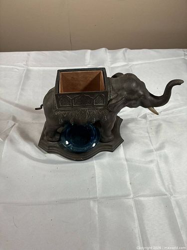 Lot #12 (1 of 8)
