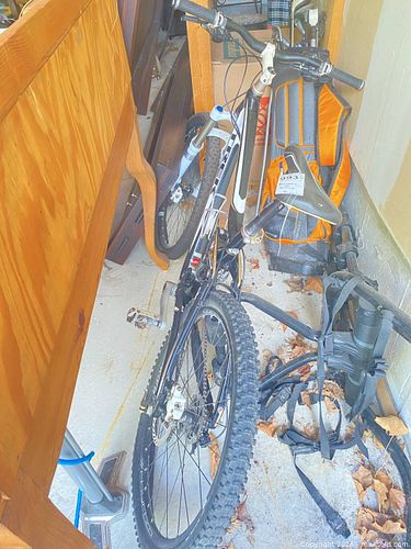 Trek Aluminum Mountain Bike B (1 of 11)