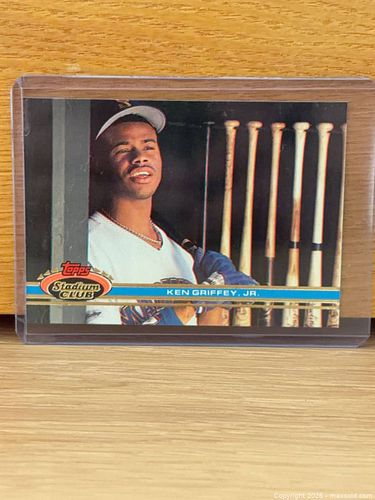 1991 Topps Stadium Club Ken Griffey Jr. #270 Baseball Card (1 of 5)