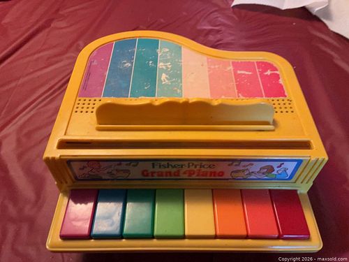 Fisher-Price Yellow Toy Piano with Multicolor Keys (1 of 7)