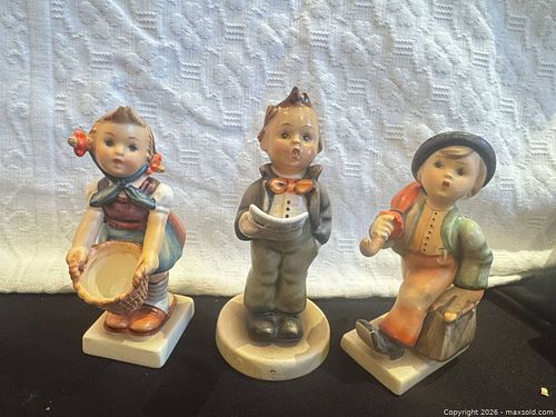 vintage Goebel M.I. Hummel porcelain figurines (1 of 7)