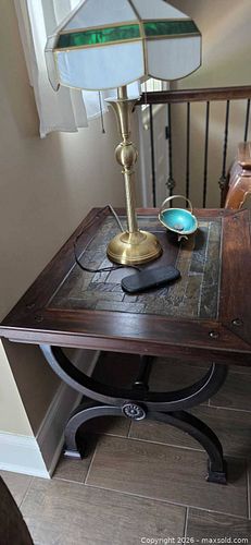2nd end table (1 of 3)