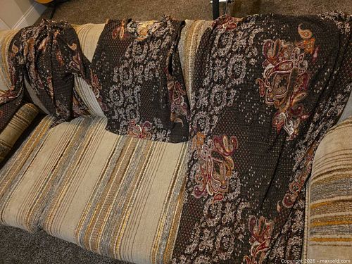 3 piece skirt set (1 of 3)