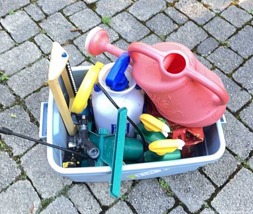 Gardening Items. B (1 of 7)
