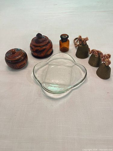 Assorted Small Vintage Decorative Glass, Wood & Metal Items (1 of 5)