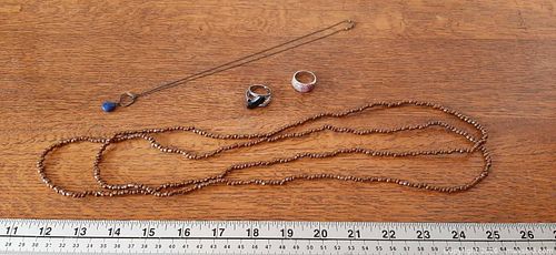 Costume jewelry (1 of 8)