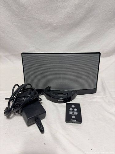 Bose SoundDock Classic iPod/iPhone Docking Speaker — Black (1 of 3)