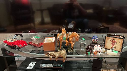 Mixed Collectible Figurines and More B (1 of 20)