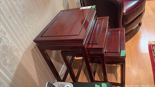 Wooden 3-Piece Nesting Tables B (1 of 10)