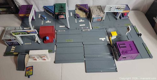 Lot #14 (1 of 17)