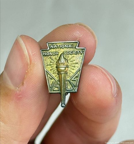 Vintage Mid-Century National Honor Society (NHS) Gold Tone Lapel Pin (1 of 11)