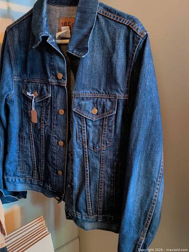 Men's clothing (1 of 8)