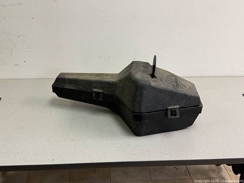 Lot #40 (1 of 6)