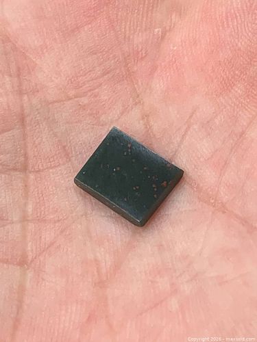 2.80ct Natural Bloodstone Square Loose Gemstone 11.3x11.3mm  (1 of 3)