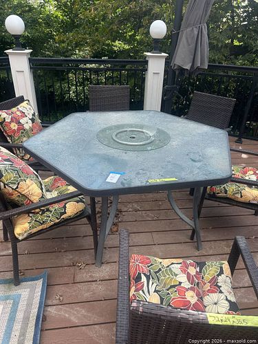 Hexagonal Patio Dining Set with Tempered Glass Top (1 of 16)