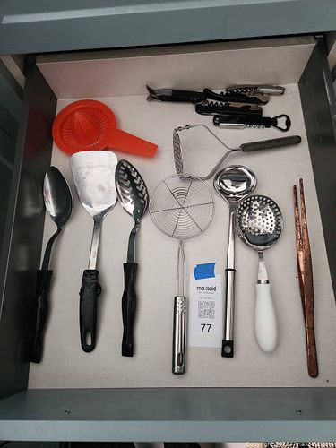 Mixed Kitchen Utensil Set — Spatula, Ladle, Strainer, Serving Tools (1 of 9)