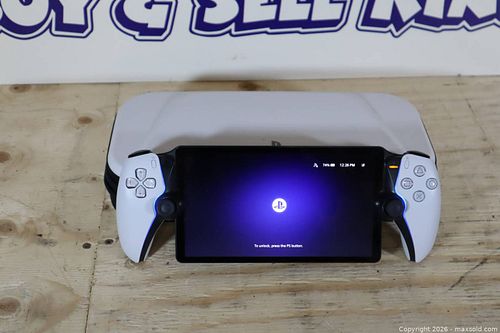 PlayStation Portal Handheld Streaming Display (White) (1 of 10)