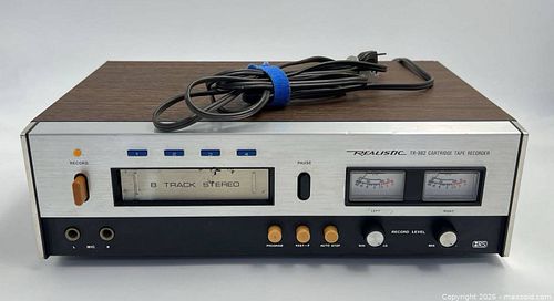 Realistic TR-882 8-Track Cartridge Tape Recorder (1 of 8)