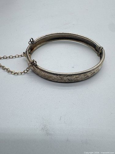Lot #55 (1 of 8)