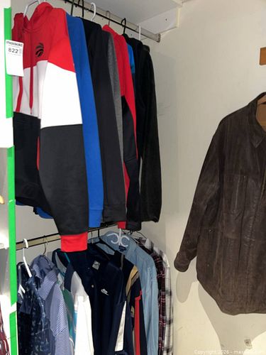 Men's Mixed Brand Clothing Lot, 15+ Pieces (1 of 16)