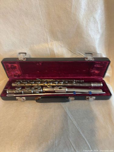 HEIMER Silver-Plated Concert Flute, Student Key System (1 of 5)