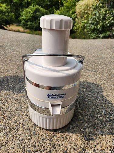 Jack LaLanne Power Juicer (1 of 4)