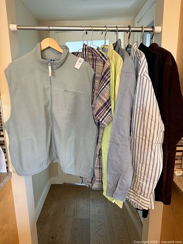 8 Men's Button-up Shirts, Casual Shirts & Vest Sizes L and XL A (1 of 20)