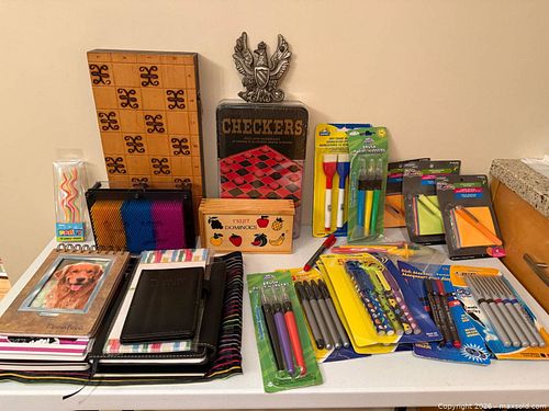 Games, Marbles, Brass Eagle Plaque, Stationery, Checkers, Dominoes, Pin Art A (1 of 14)