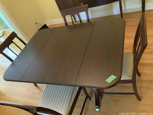 Dining Table and Chairs (1 of 4)