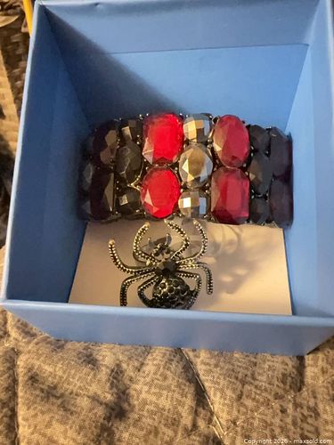 Red & Black Stretch Charm Statement Bracelet and Ring Set (1 of 4)