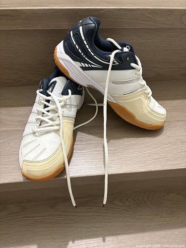 Teuton Unisex Lace-Up Athletic Shoes Size 8 (US) 41.5 EUR (1 of 3)