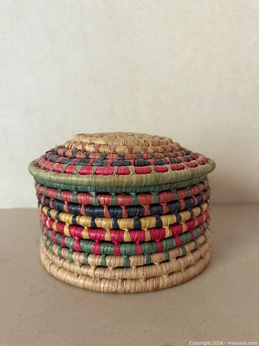 Mexican Handwoven Lidded Basket  (1 of 4)
