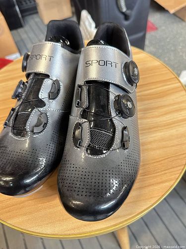 Cycling Road Shoes EU 42 Black/Grey 3-Bolt (SPORT label) (1 of 4)