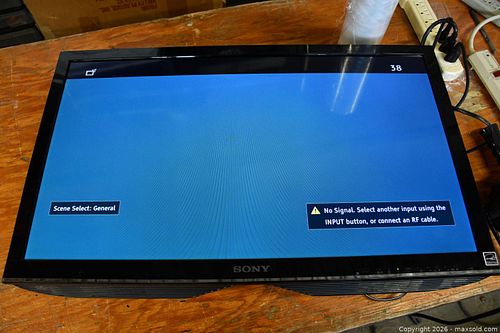 Sony KDL-32EX340 32-inch LCD TV (1 of 6)