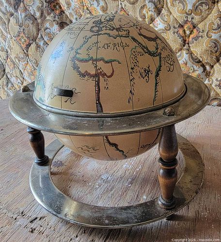 Vintage Old World Style Globe Jewelry Box (1 of 3)