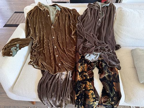 Women’s Velvet Clothing Lot  (1 of 14)