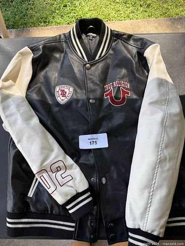 Lot #175 (1 of 4)