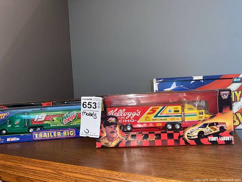 Lot #653 (1 of 14)