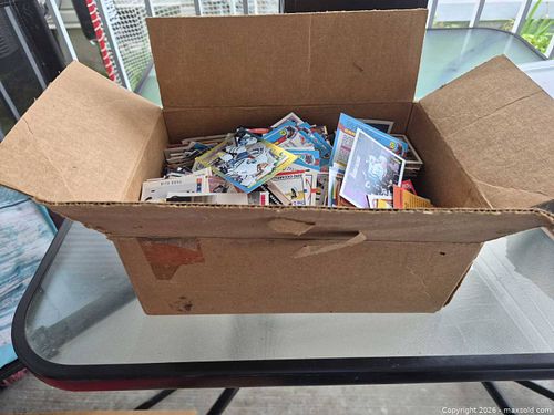 Hockey Trading Cards Lot: Upper Deck, O-Pee-Chee, Score (201-500) (1 of 3)